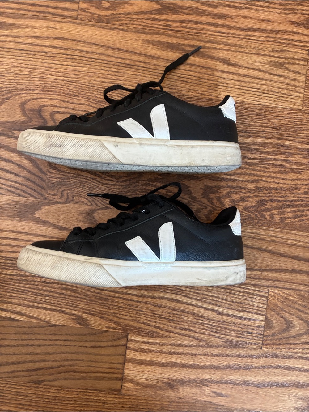 Veja sneakers